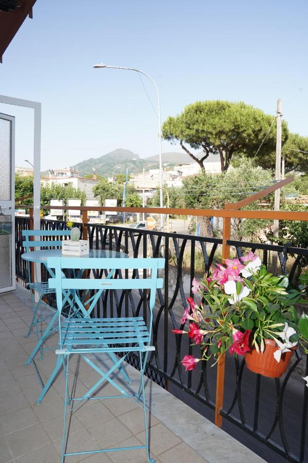 Vesuvius' Lovely Inn Ercolano Buitenkant foto